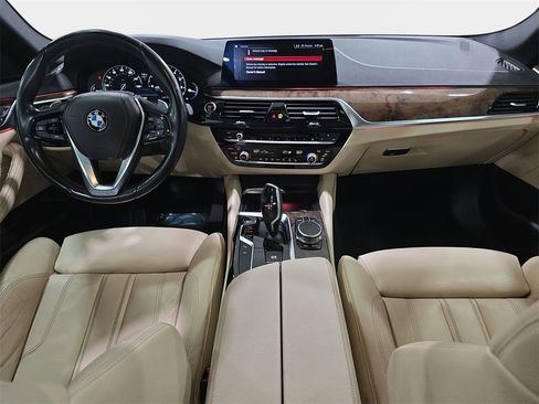 Used 2019 BMW 540i w/ Convenience Package image 10