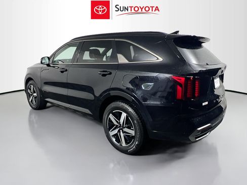 Used 2021 Kia Sorento S w/ Panoramic Sunroof Package FWD image 35
