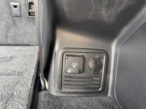 Used 2014 Toyota 4Runner SR5 image 27