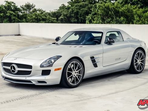 Used 2011 Mercedes-Benz SLS AMG Coupe image 61
