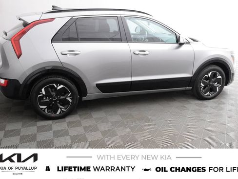 New 2026 Kia Niro Wind w/ Wind Preserve Package FWD image 4