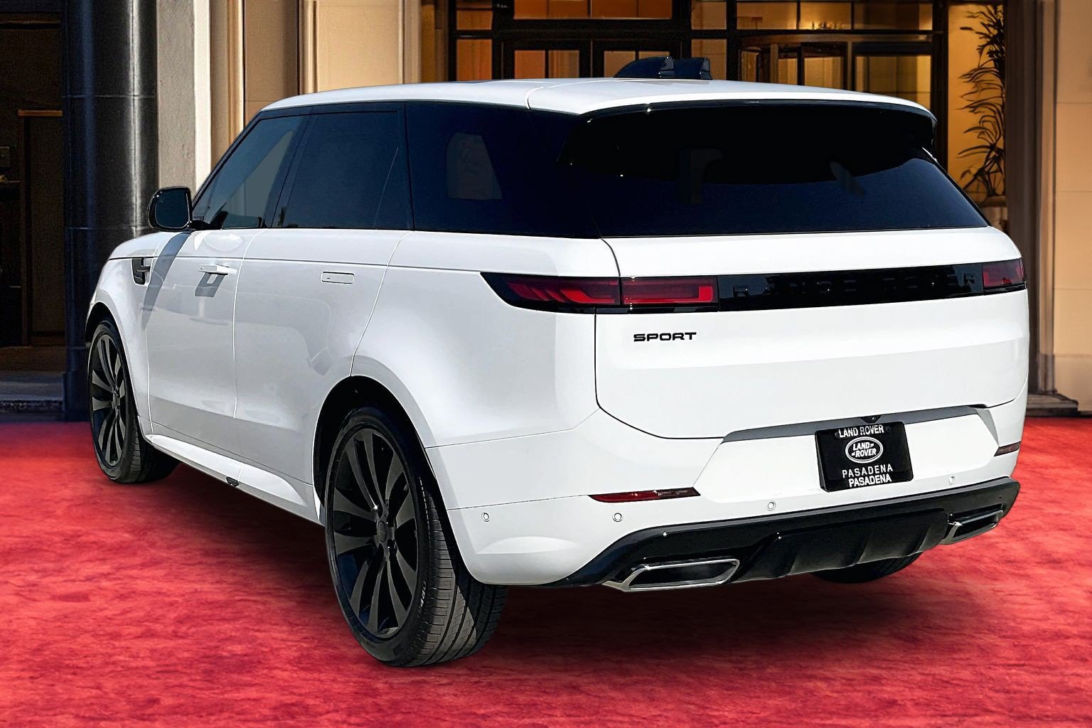 New 2026 Land Rover Range Rover Sport Dynamic SE AWD/4WD image 4