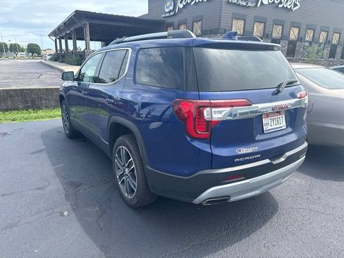 Used 2023 GMC Acadia SLT w/ Technology Package FWD image 8