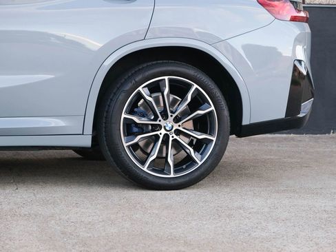 Used 2022 BMW X4 M40i image 9