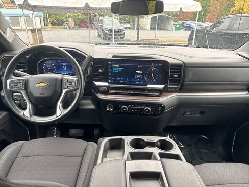 Used 2023 Chevrolet Silverado 1500 LT image 12