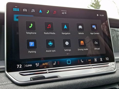 Used 2025 Volkswagen Tiguan S image 16