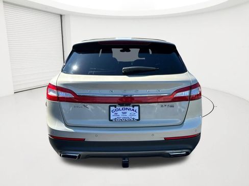 Used 2016 Lincoln MKX Reserve w/ Technology Package AWD/4WD image 6