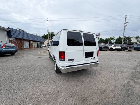 Used 2012 Ford E-350 and Econoline 350 XLT RWD image 17