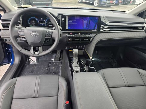 Used 2026 Toyota Camry XLE image 23