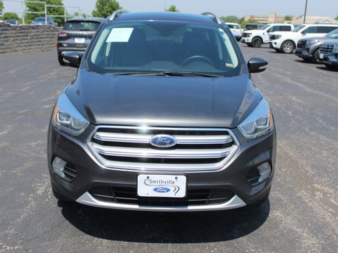 Used 2017 Ford Escape Titanium FWD image 9