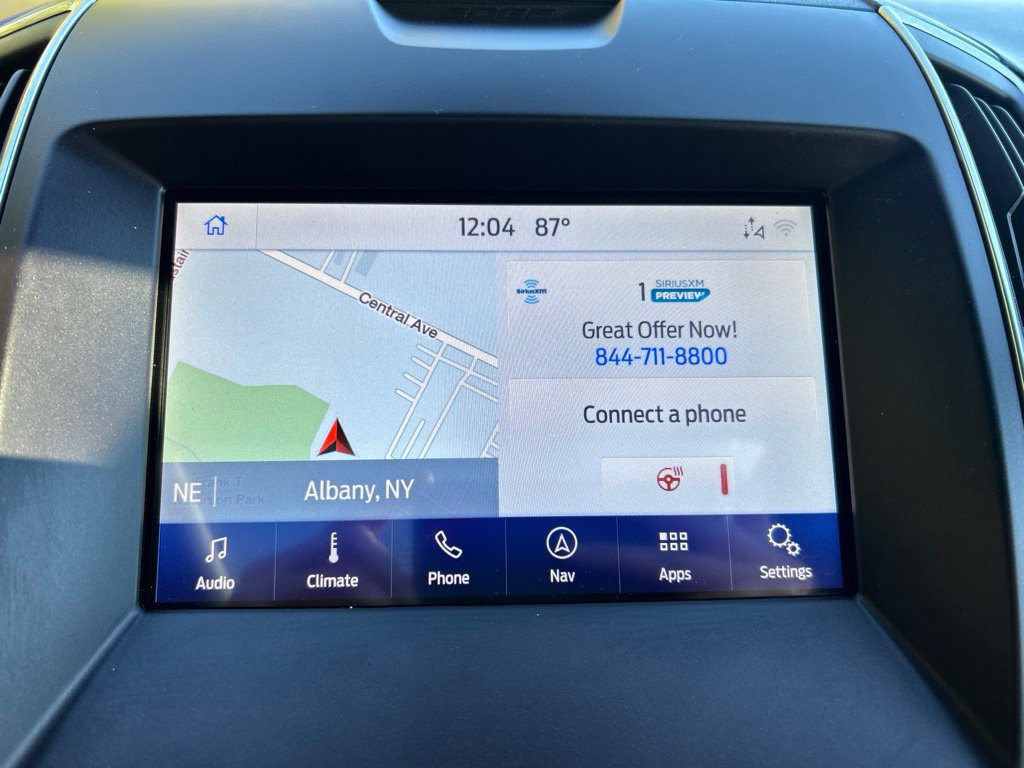 Used 2020 Ford Edge Titanium w/ Equipment Group 301A AWD/4WD image 18