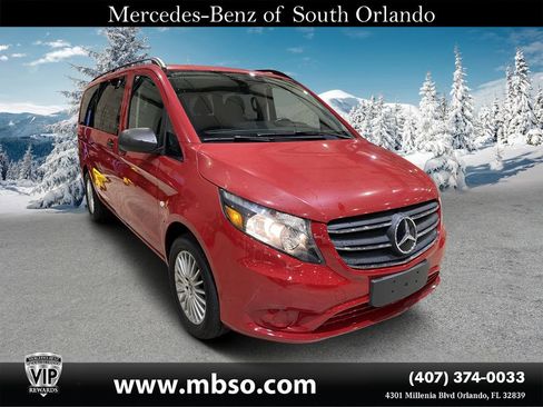 Used 2023 Mercedes-Benz Metris Passenger image 1