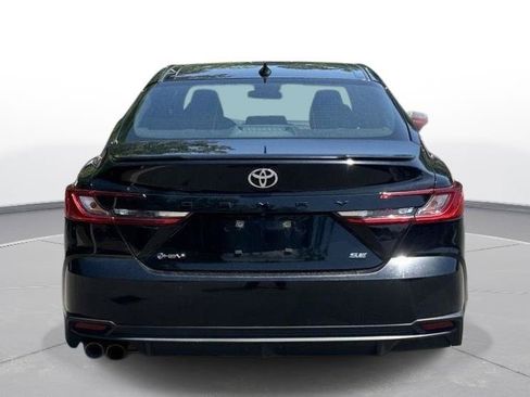 Used 2025 Toyota Camry SE FWD image 7