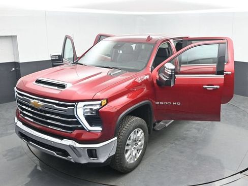 New 2026 Chevrolet Silverado 2500 LTZ w/ LTZ Convenience Package AWD/4WD image 49