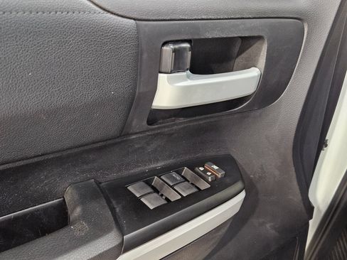 Used 2021 Toyota Tundra SR5 w/ SR5 Leather Package RWD image 21
