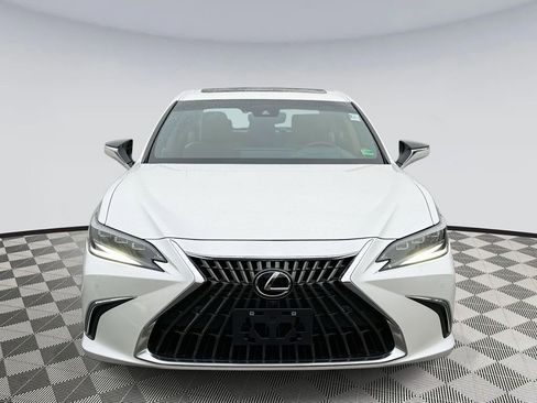 Used 2024 Lexus ES 300h Ultra Luxury w/ Accessory Package (Z1) image 6