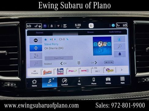 Used 2025 Chrysler Pacifica Limited FWD image 15