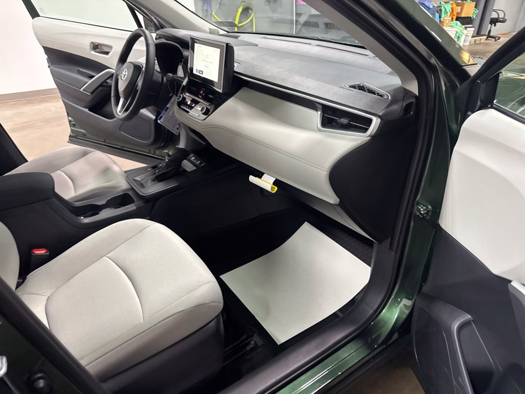 New 2026 Toyota Corolla Cross LE w/ Moonroof Package AWD/4WD image 32