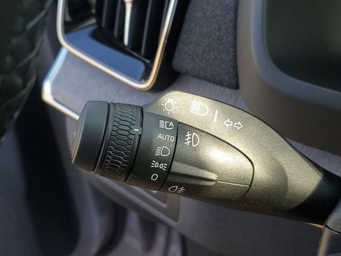 New 2026 Volvo XC90 T8 Ultra w/ Protection Package Premier image 11