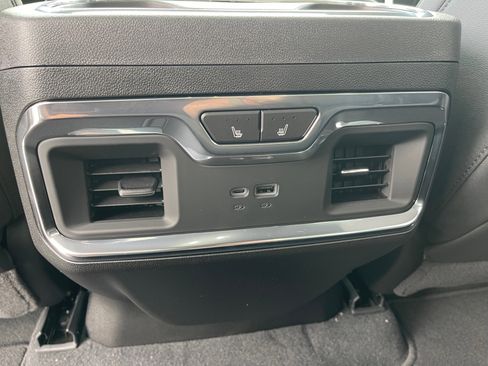 New 2026 GMC Sierra 1500 SLT w/ SLT Premium Package image 18