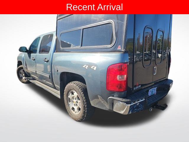 Used 2011 Chevrolet Silverado 1500 LT w/ All-Star Edition AWD/4WD image 4