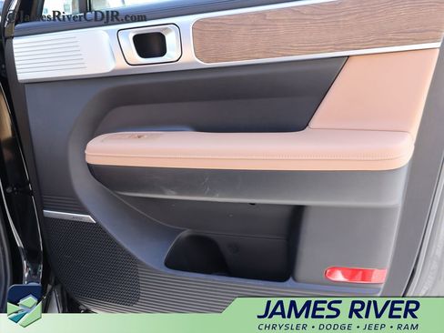 Used 2026 Hyundai Santa Fe Calligraphy image 8