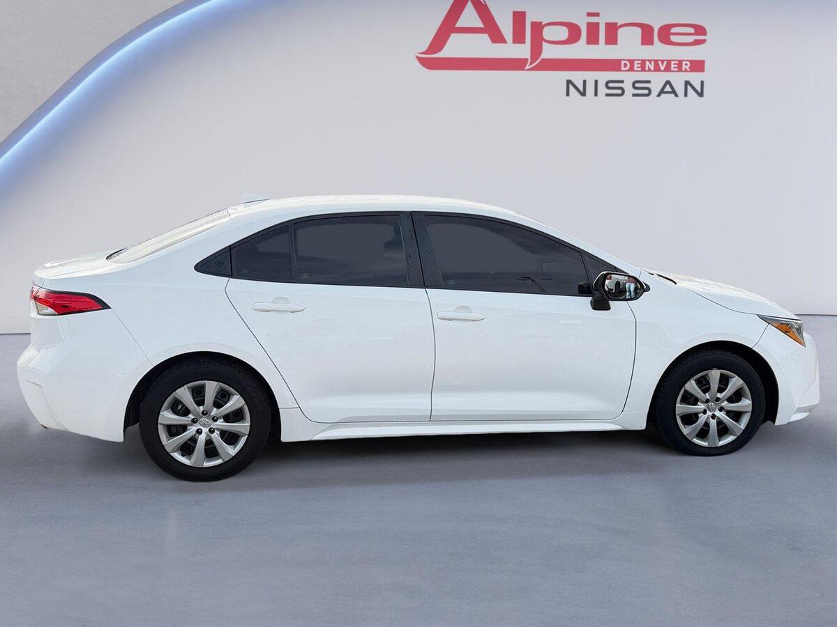 Used 2021 Toyota Corolla LE FWD image 6