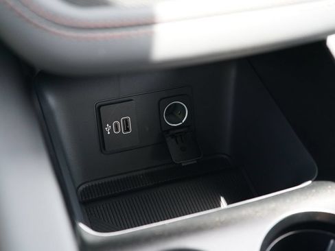 New 2026 Ford Explorer Active AWD/4WD image 14