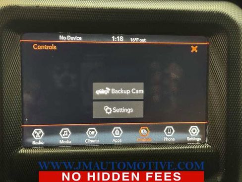 Used 2023 Jeep Gladiator Sport image 29