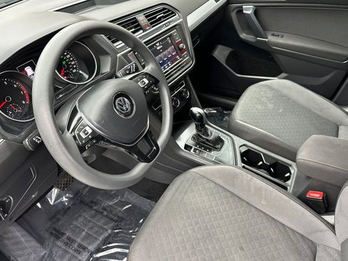 Used 2020 Volkswagen Tiguan S FWD image 10