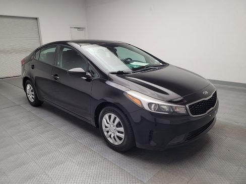 Used 2018 Kia Forte LX image 13