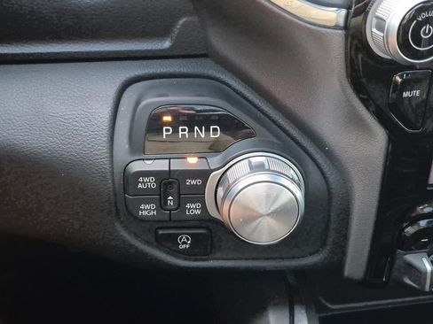 Used 2025 RAM 1500 Laramie w/ Laramie Southwest Edition AWD/4WD image 34