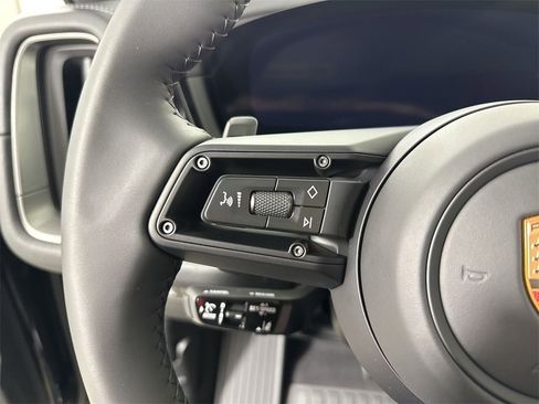 New 2026 Porsche Cayenne S image 37