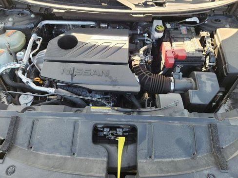 Certified 2025 Nissan Rogue SV FWD image 22