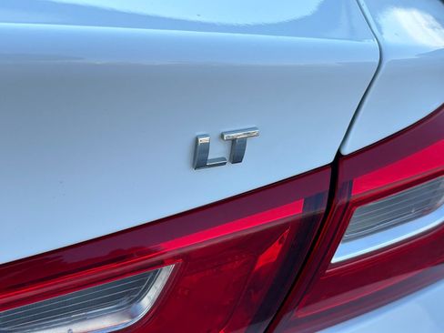 Used 2023 Chevrolet Malibu LT FWD image 12
