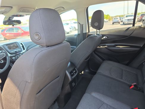 Certified 2019 Chevrolet Equinox LT FWD image 11