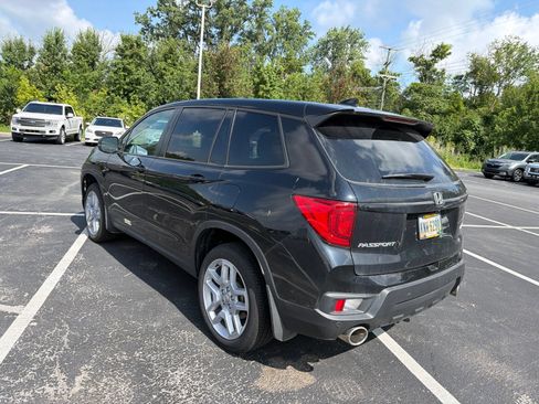 Used 2025 Honda Passport EX-L image 4
