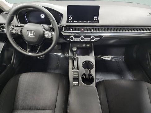 Used 2023 Honda Civic EX image 2