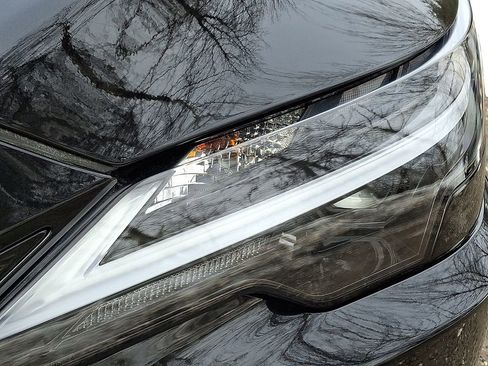 Used 2023 Lexus RX 350 Premium Plus w/ Accessory Package image 10