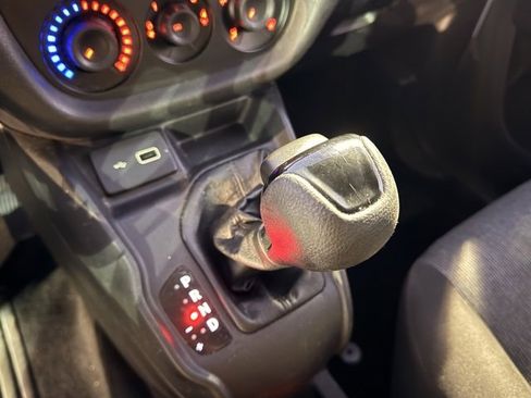 Used 2022 RAM ProMaster City Tradesman image 20