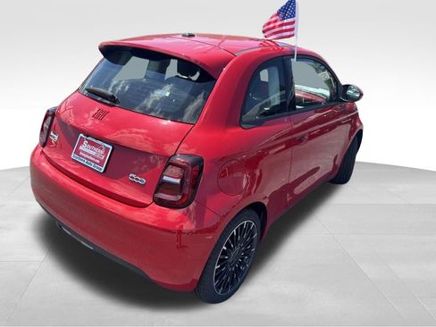New 2024 FIAT 500 e (RED) image 22