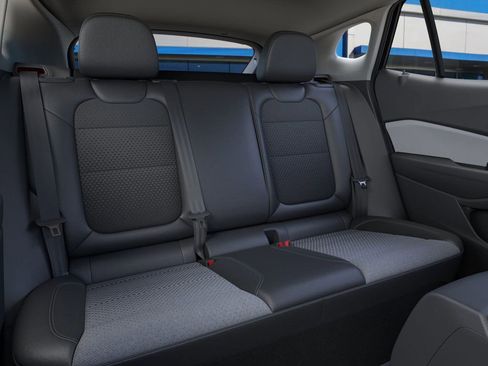 New 2026 Chevrolet Trax LT w/ Driver Confidence Package image 17