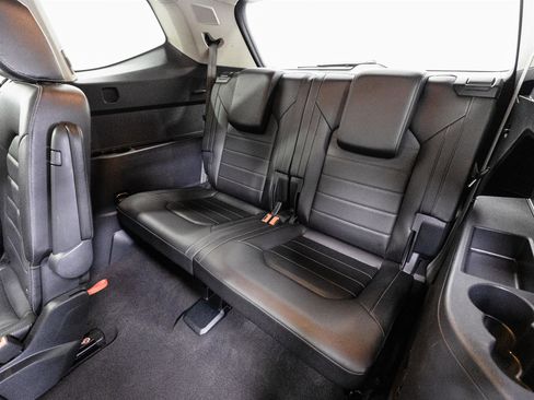 Used 2019 Volkswagen Atlas SEL Premium image 7