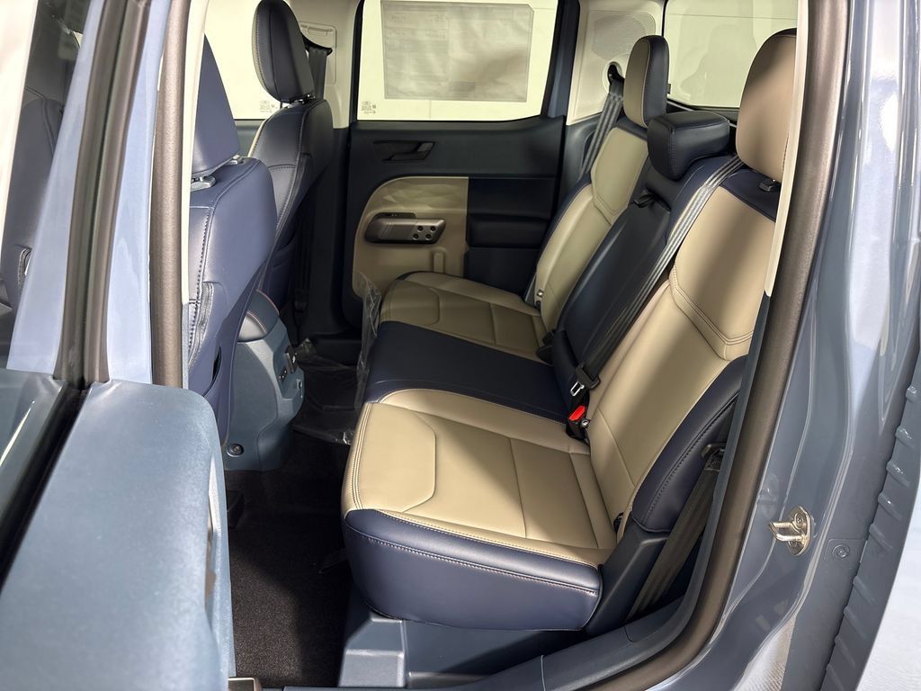 New 2026 Ford Maverick Lariat w/ 4K Tow Package AWD/4WD image 32