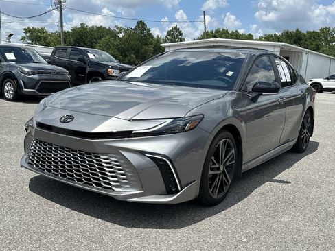 Used 2026 Toyota Camry XSE FWD image 4