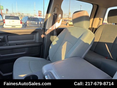 Used 2016 RAM 2500 Tradesman w/ Chrome Appearance Group image 81