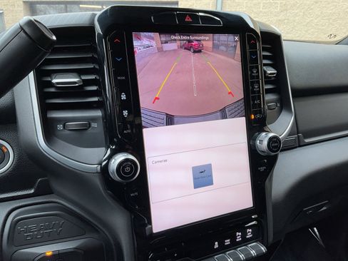 Used 2025 RAM 2500 Big Horn image 25