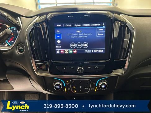 Used 2023 Chevrolet Traverse LT w/ Midnight/Sport Edition image 11