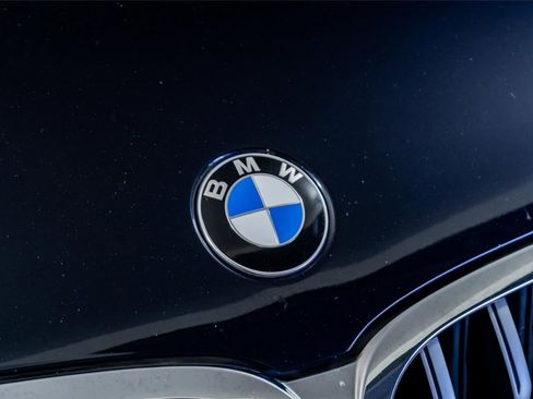 Used 2020 BMW 840i xDrive Convertible w/ M Sport Package image 24