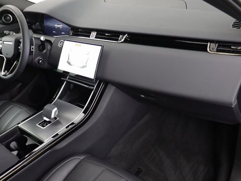 Used 2026 Land Rover Range Rover Evoque S image 21
